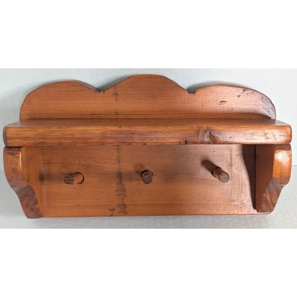 Vintage Wooden Wall Shelf Peg Rack Scalloped Back Farmhouse Country Cottage